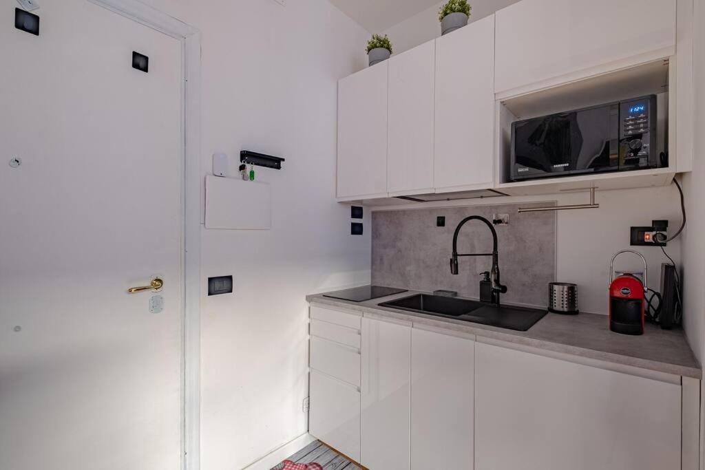 Modern At San Giovanni Apartamento